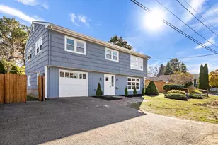 27 Hodgkins Rd, Rockport, MA 01966 - Photo 1