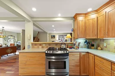 320 Pillings Pond Rd, Lynnfield, MA 01940 - Photo 18