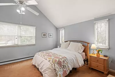 320 Pillings Pond Rd, Lynnfield, MA 01940 - Photo 24