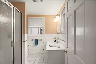 320 Pillings Pond Rd, Lynnfield, MA 01940 - Photo 20