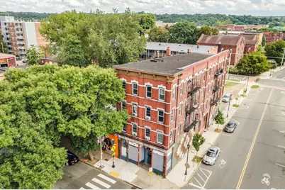 398-400 Main St, Holyoke, MA 01040 - Photo 2