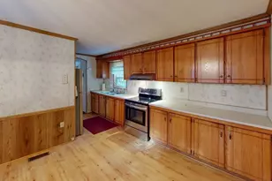 11 Colonial Ln, Winchendon, MA 01475 - Photo 10