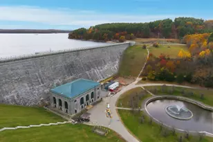 288 Grove St, Clinton, MA 01510 - Photo 38