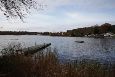 27 Taft Ave, Mendon, MA 01756 - Photo 8