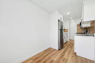 54 Shrewsbury Green Dr, Shrewsbury, MA 01545 - Photo 8