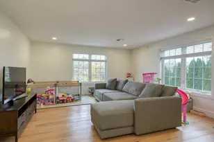 17 School, Hudson, MA 01749 - Photo 8