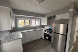 21 Boutelle St, Fitchburg, MA 01420 - Photo 8