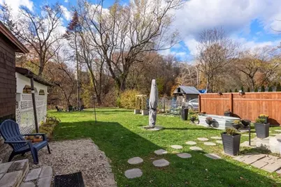 298 Deerfield Street, Greenfield, MA 01301 - Photo 28