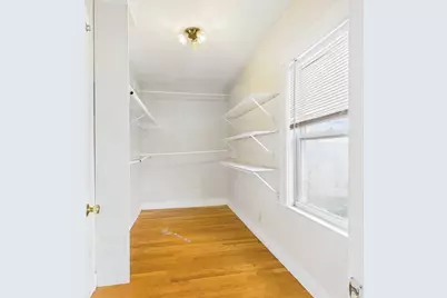 32-34 Holyoke St #34-2, Malden, MA 02148 - Photo 4