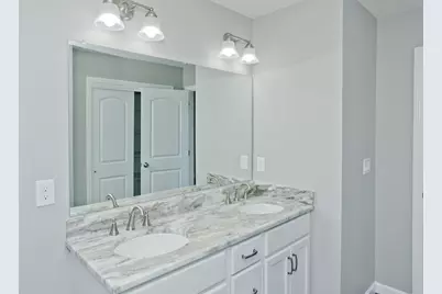 42 Loopley, Ludlow, MA 01056 - Photo 34