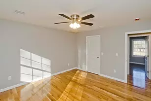 42 Loopley, Ludlow, MA 01056 - Photo 18