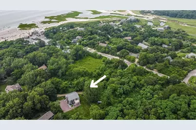 9 Honeysuckle Ln, Orleans, MA 02653 - Photo 1