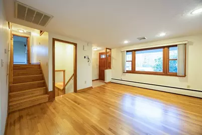 625 Norfolk St, Holliston, MA 01746 - Photo 4