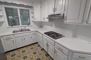 378 Fellsway W, Medford, MA 02155 - Photo 1