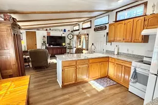 189 Pine View Terrace, Wareham, MA 02576 - Photo 10