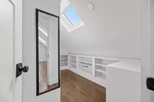 72 Governor Winthrop Rd, Somerville, MA 02145 - Photo 16