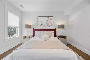 72 Governor Winthrop Rd, Somerville, MA 02145 - Photo 18