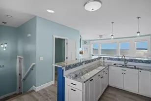 502 Ocean Grove Ave, Swansea, MA 02777 - Photo 4