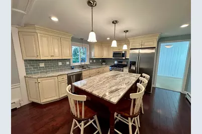 31 Whitmun Rd, Longmeadow, MA 01106 - Photo 4