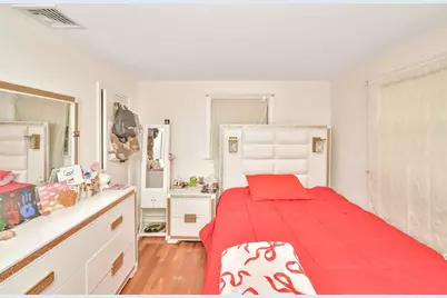 26 Knights Crescent St, Randolph, MA 02368 - Photo 10