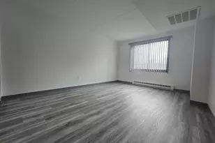 51 Melrose St, Melrose, MA 02176 - Photo 8