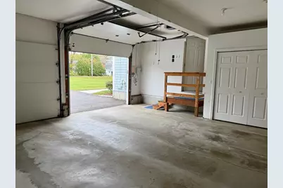 21 Avis St, Dartmouth, MA 02748 - Photo 36