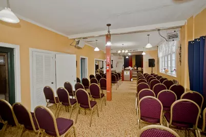 193 Elm St, Holyoke, MA 01040 - Photo 4