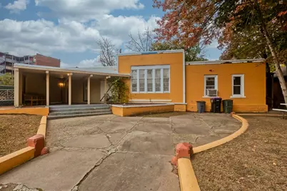 193 Elm St, Holyoke, MA 01040 - Photo 2