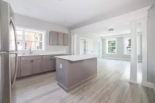 566-572 Main St, Shrewsbury, MA 01545 - Photo 2