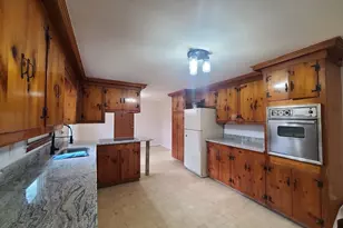 1669 Main St, Leicester, MA 01524 - Photo 4