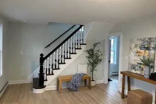 220 Aquidneck St, New Bedford, MA 02744 - Photo 10