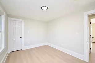 220 Aquidneck St, New Bedford, MA 02744 - Photo 20