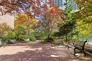 2 Hawthorne Pl, Boston, MA 02114 - Photo 20