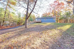 820 Center St, Pembroke, MA 02359 - Photo 16