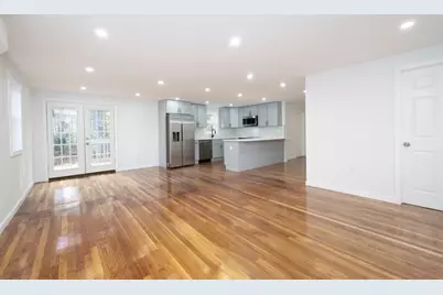 820 Center Street, Pembroke, MA 02359 - Photo 8