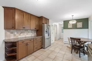 27 Eastwood Dr, Wilbraham, MA 01095 - Photo 16