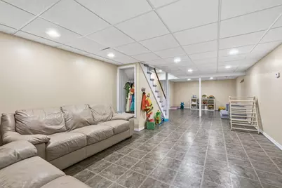 27 Eastwood Dr, Wilbraham, MA 01095 - Photo 38