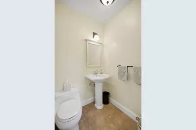 559 E State St, Granby, MA 01033 - Photo 12