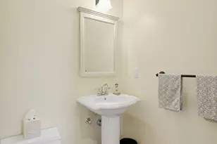 559 E State St, Granby, MA 01033 - Photo 12