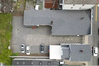 152 Belleville Ave, New Bedford, MA 02746 - Photo 6