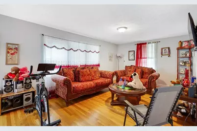 41 S Irving St, Revere, MA 02151 - Photo 4