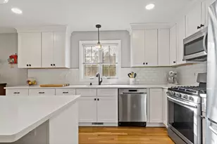 19 Cedar St, Rehoboth, MA 02769 - Photo 4