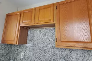 16 Bowdoin St, Worcester, MA 01609 - Photo 8