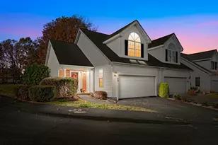 20 Nature View Dr, Uxbridge, MA 01569 - Photo 1