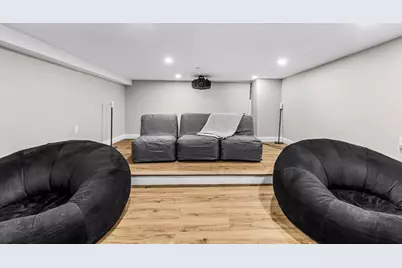 24 Selkirk #24-4, Boston, MA 02135 - Photo 20