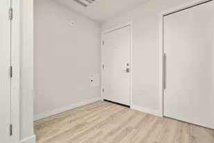 602 Canterbury, Boston, MA 02131 - Photo 14