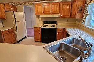 96 Trailwood Dr, Bridgewater, MA 02324 - Photo 18