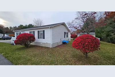 96 Trailwood Drive, Bridgewater, MA 02324 - Photo 4