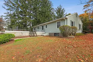 511 Shoemaker Ln, Agawam, MA 01001 - Photo 24