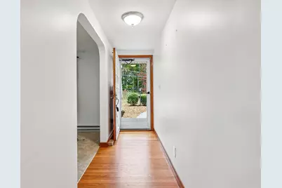 511 Shoemaker Ln, Agawam, MA 01001 - Photo 12